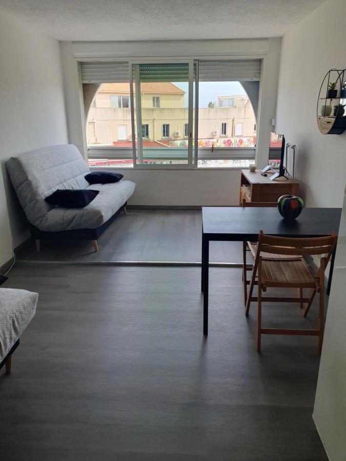 Apartamento Les Floralies Studio Climatise Pour 4 Personnes Avec 2 Piscines Ouvertes Du Mois De Juin Jusqu'A Mi Septembre Le Grau-du-Roi Exterior foto